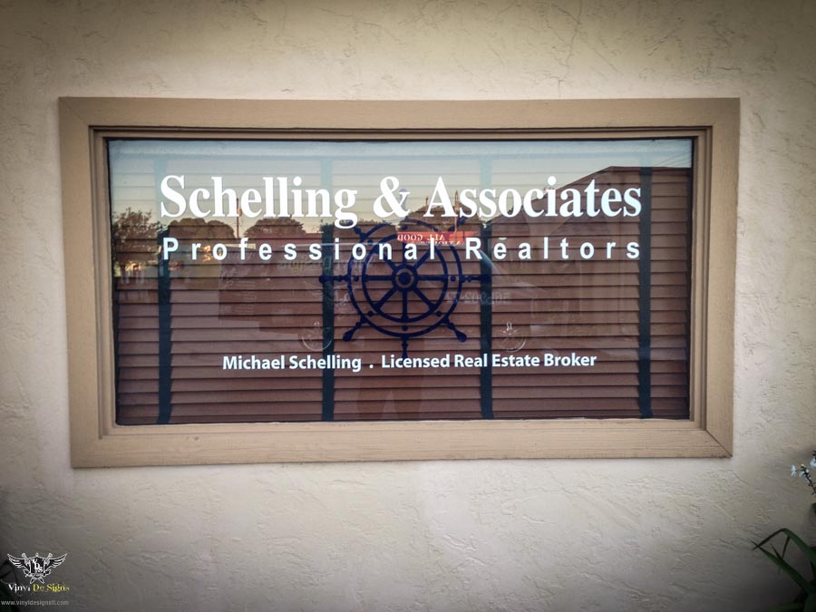 Scelling & associates Realty Pros Sign Install (1 of 3)
